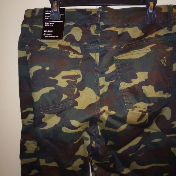 🆕🪖VIP Camouflage Cargo Joggers - Picture 8 of 9